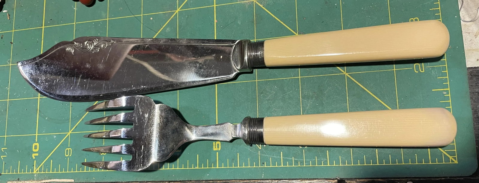 Mid 20th Century Fish Serving Knife Fork Set Sterling Silver Celluloid Stainless Firth Staybrite- 2 - 12