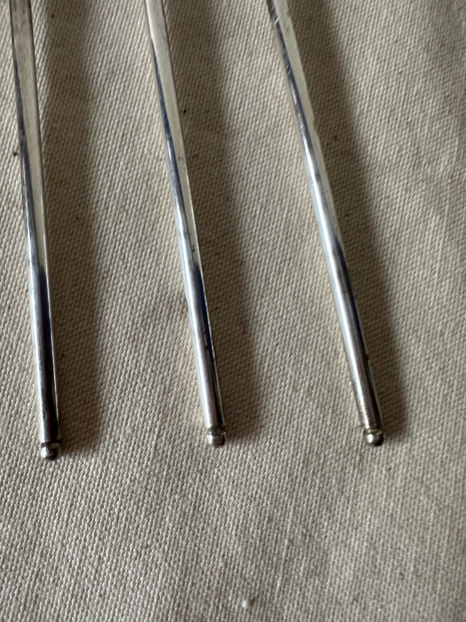 1970s Silver-Tone Metal Italian Elephant Cocktail Stirrers- Set of 6 - 5