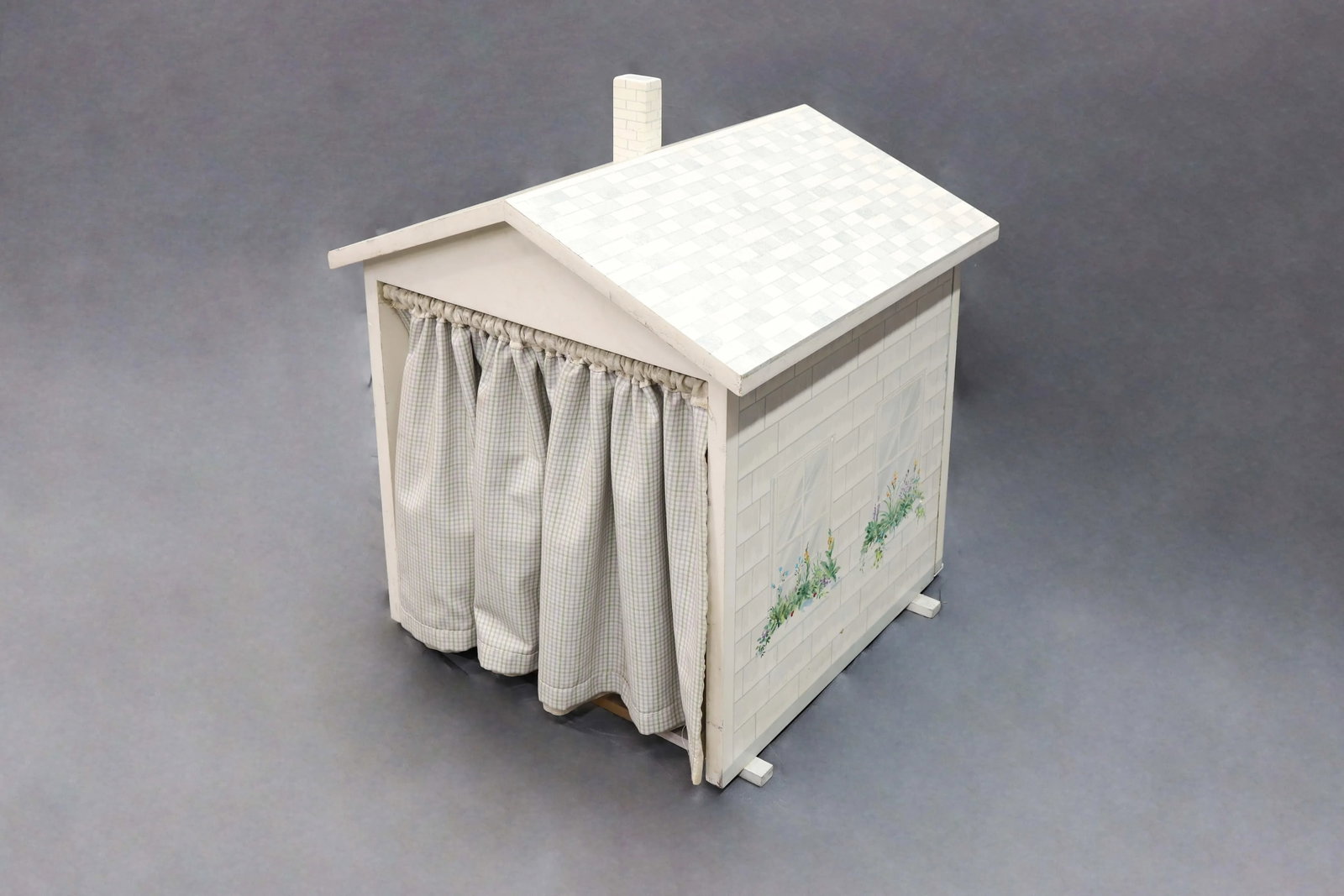 Vintage White Painted Dollhouse With Swing-Open Front - 7