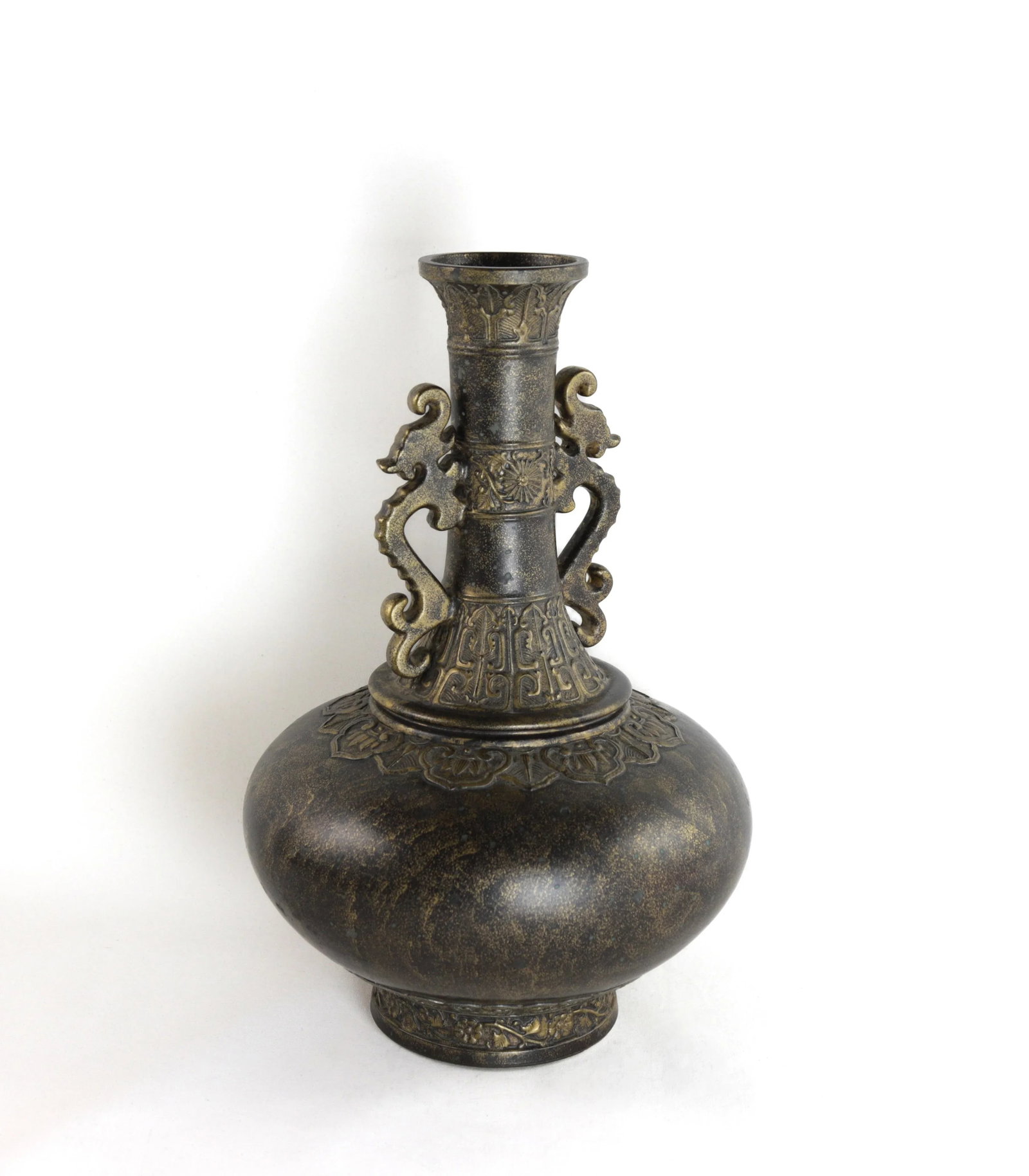 Qianlong Mark, Qing Dynasty, Antique Copper Glaze and Gold-Sprinkled Double-Eared Vase - 3