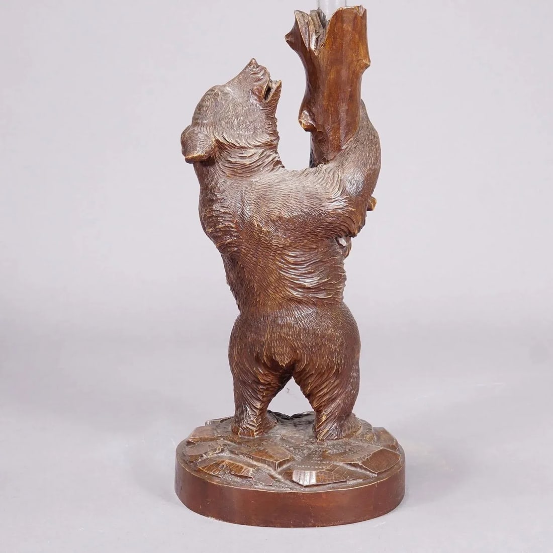 A Wooden Carved Black Forest Bear With Glass Vase Ca. 1900s - 5