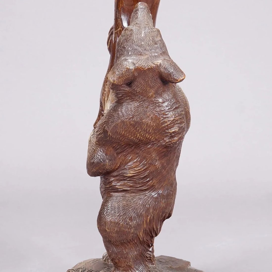 A Wooden Carved Black Forest Bear With Glass Vase Ca. 1900s - 6