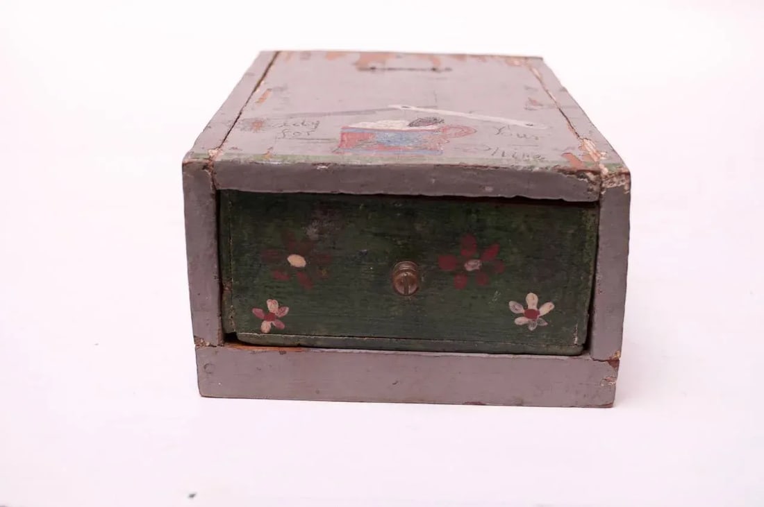19th Century Folk Art Hand-Painted Shave Box / Caddy - 3