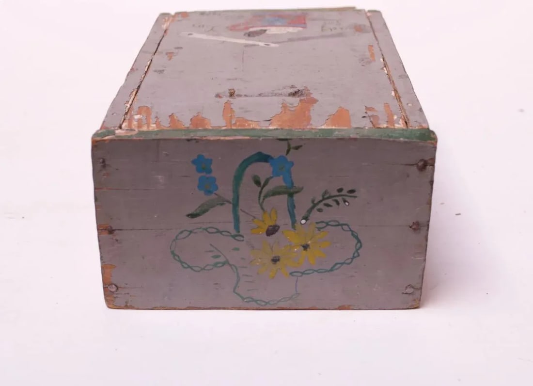 19th Century Folk Art Hand-Painted Shave Box / Caddy - 6