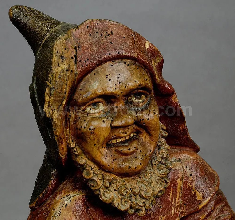 Carving of a Dwarf With Snuffbox 19th Century - 4