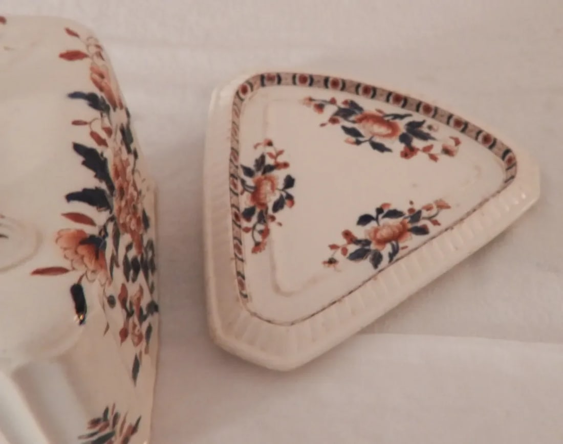 Victorian 1890 English Earthenware Forest Floral Cheese Butter Keeper - 6