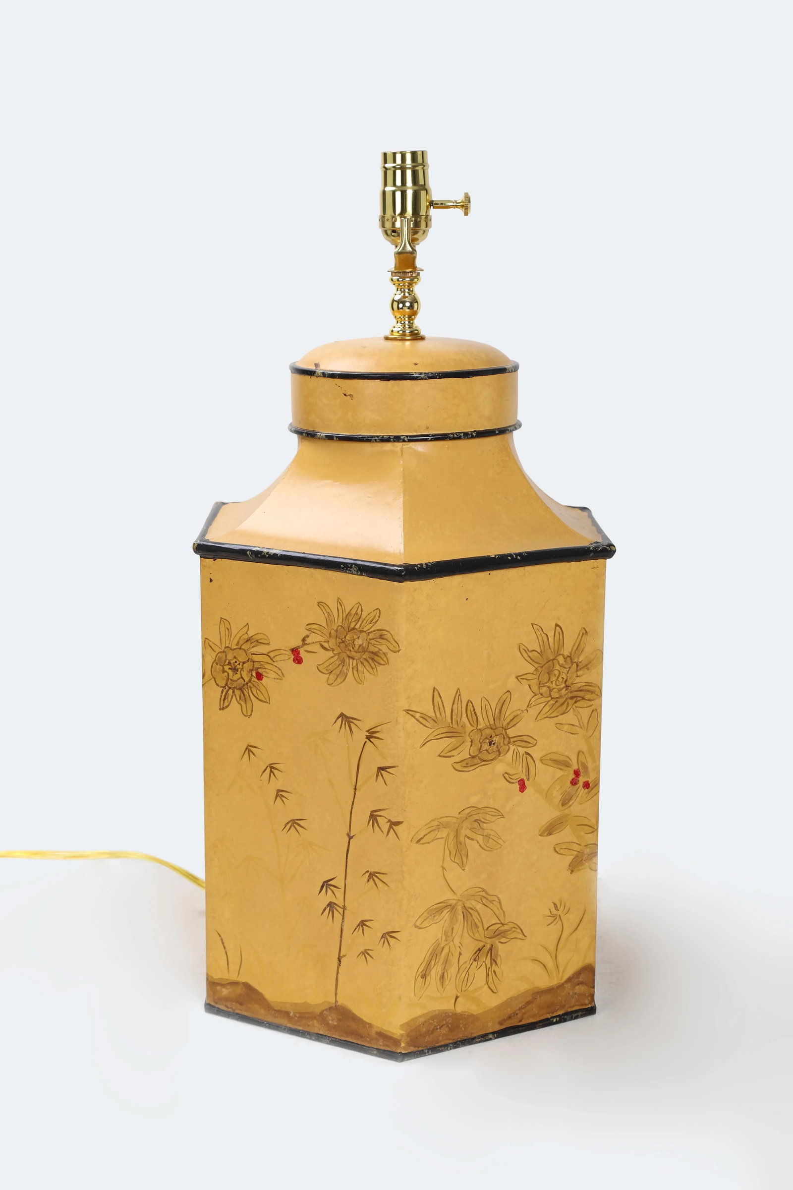 Vintage English Export Chinoiserie Style Yellow Hexagonal Tea Caddy Lamp - 4