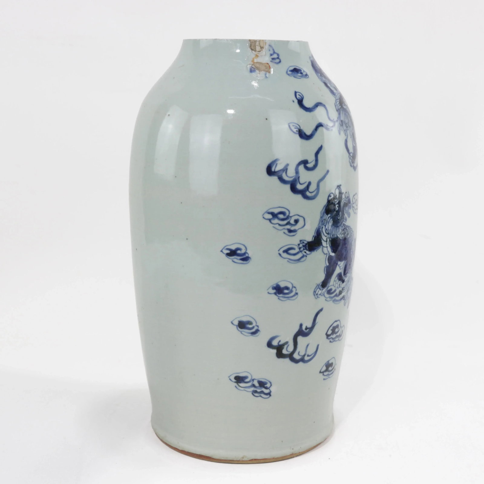 Chinese Blue and White Porcelain Vase With Foo Lions and Cloud Motif - 2