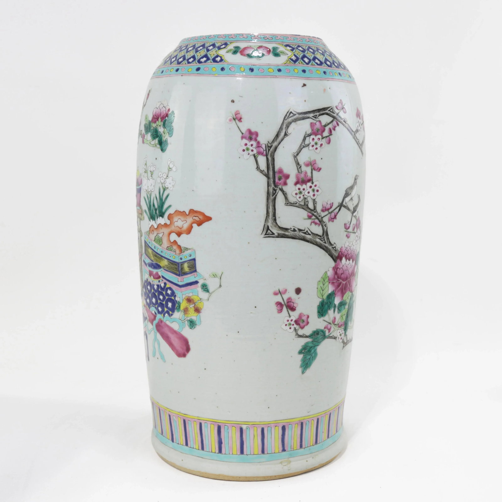 Chinese Famille Rose Porcelain Palace Vase With Scholar's Objects - 3