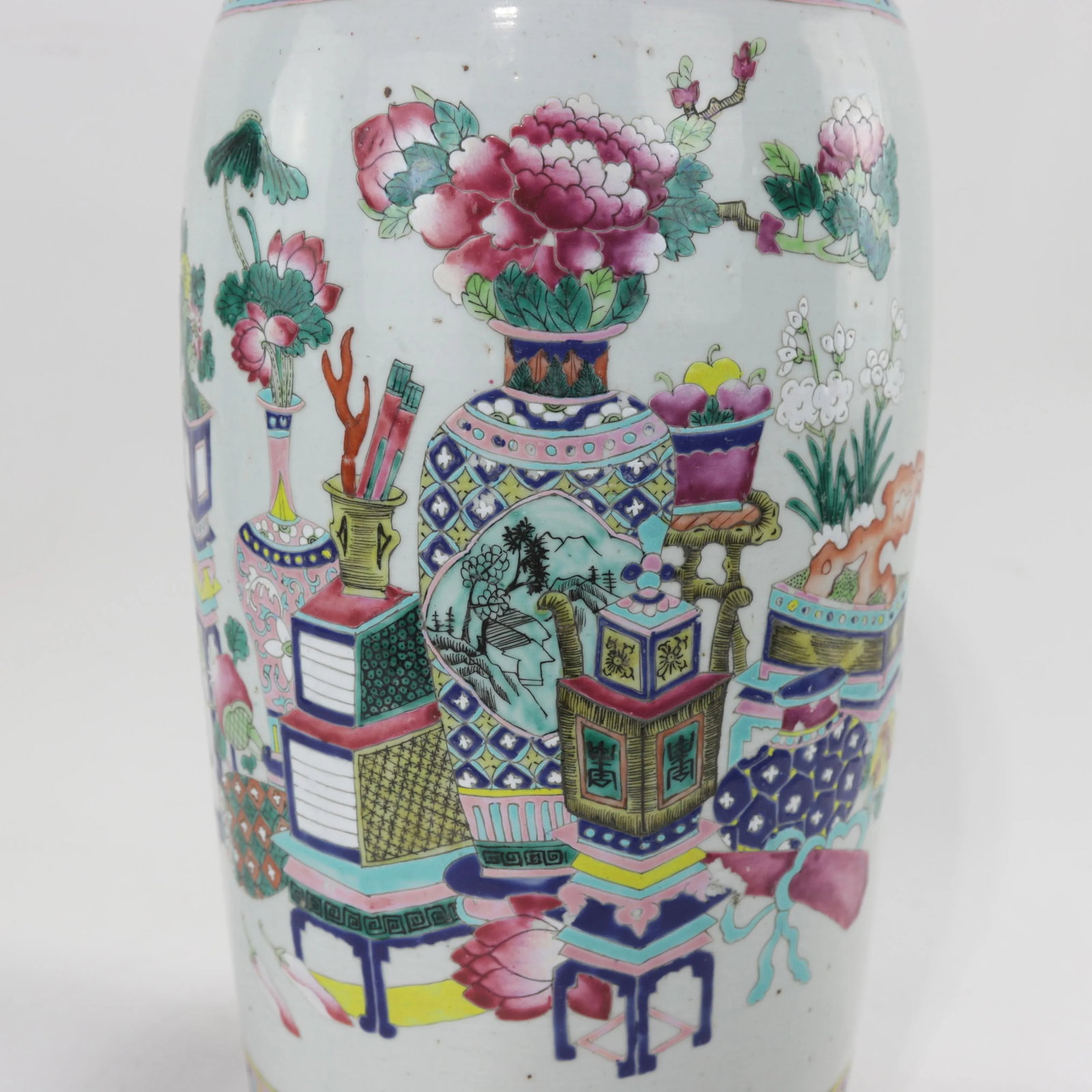 Chinese Famille Rose Porcelain Palace Vase With Scholar's Objects - 7