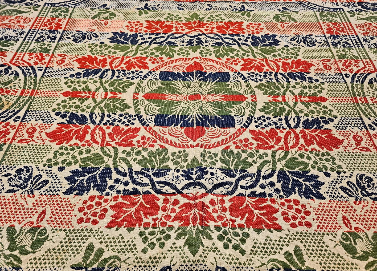 Mid-19th Century American Jacquard Coverlet With Floral & Bird Design - 5