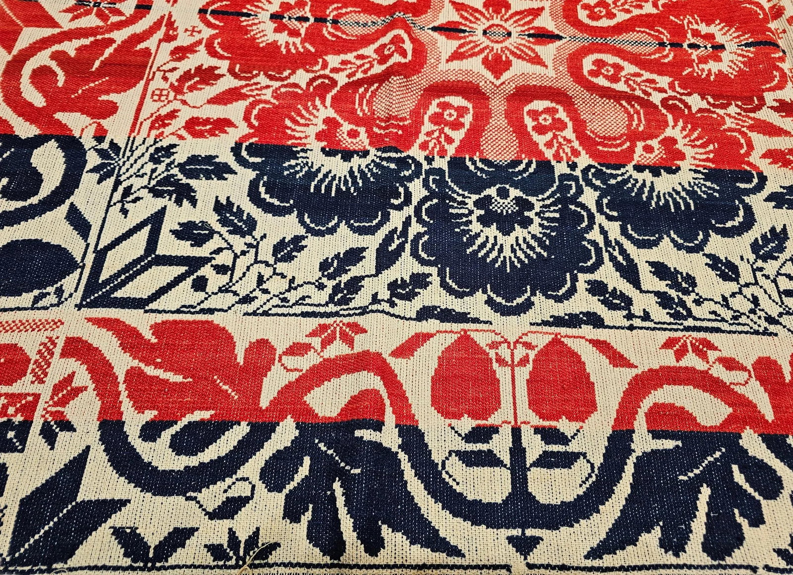 Mid 19th Century American Coverlet - 6