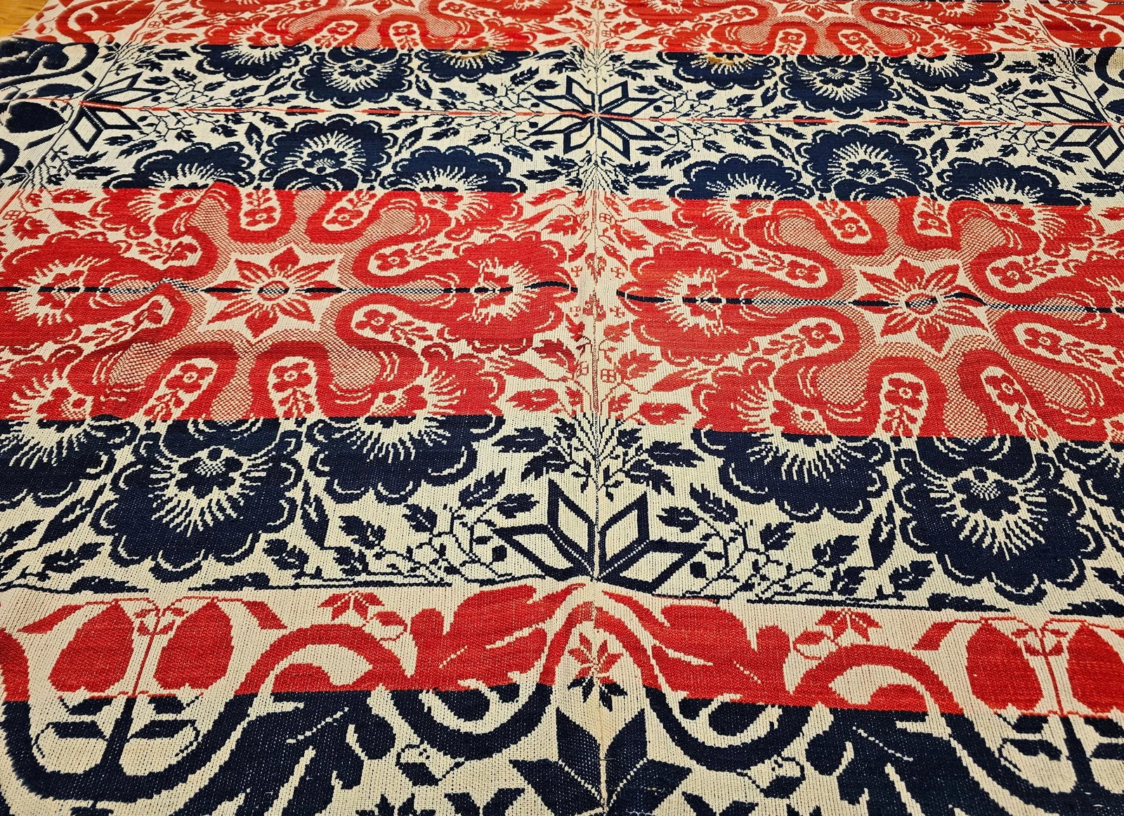 Mid 19th Century American Coverlet - 7
