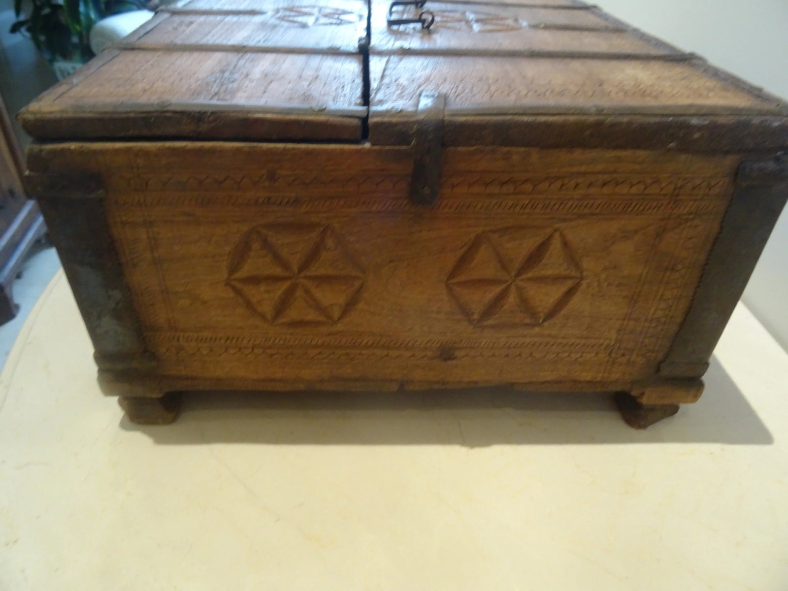 Extra Large 19th Century Anglo Indian Cash or Jewelry Box - 5