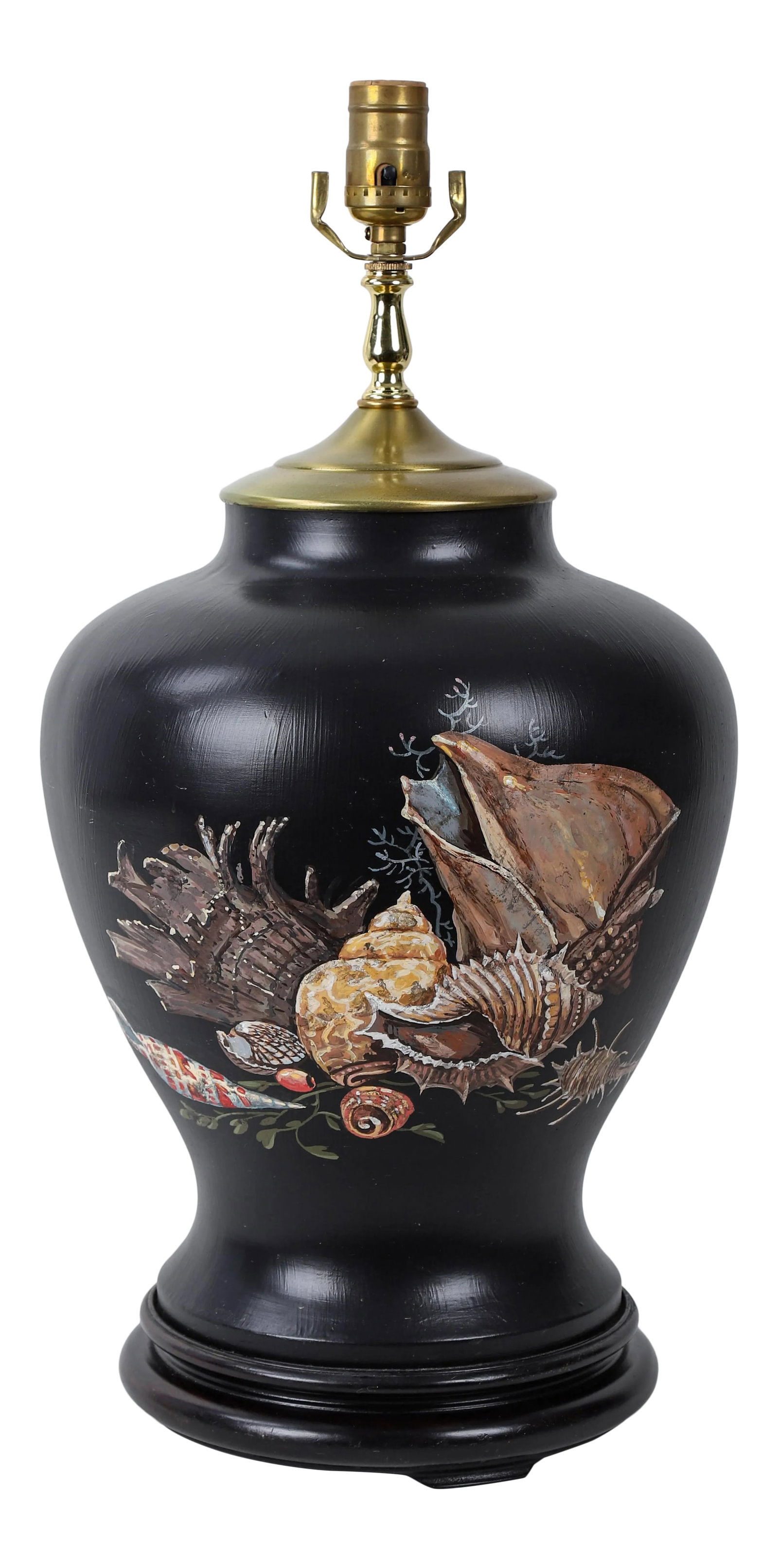 1970s Vintage Hand Painted Conch Vase Table Lamp: vintage Hand painted Temple jar table lamp. The hand-painted conch & sea shells on the vase is very realistic, and it seems that the sound of the sea can be heard. Has a very good decorative effect. C