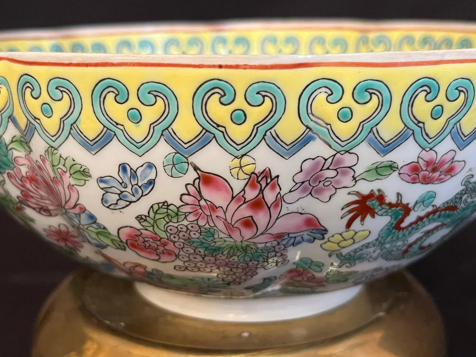 Early 20th Century Famille Rose Eggshell Porcelain Bowl With Brass Stand - 7