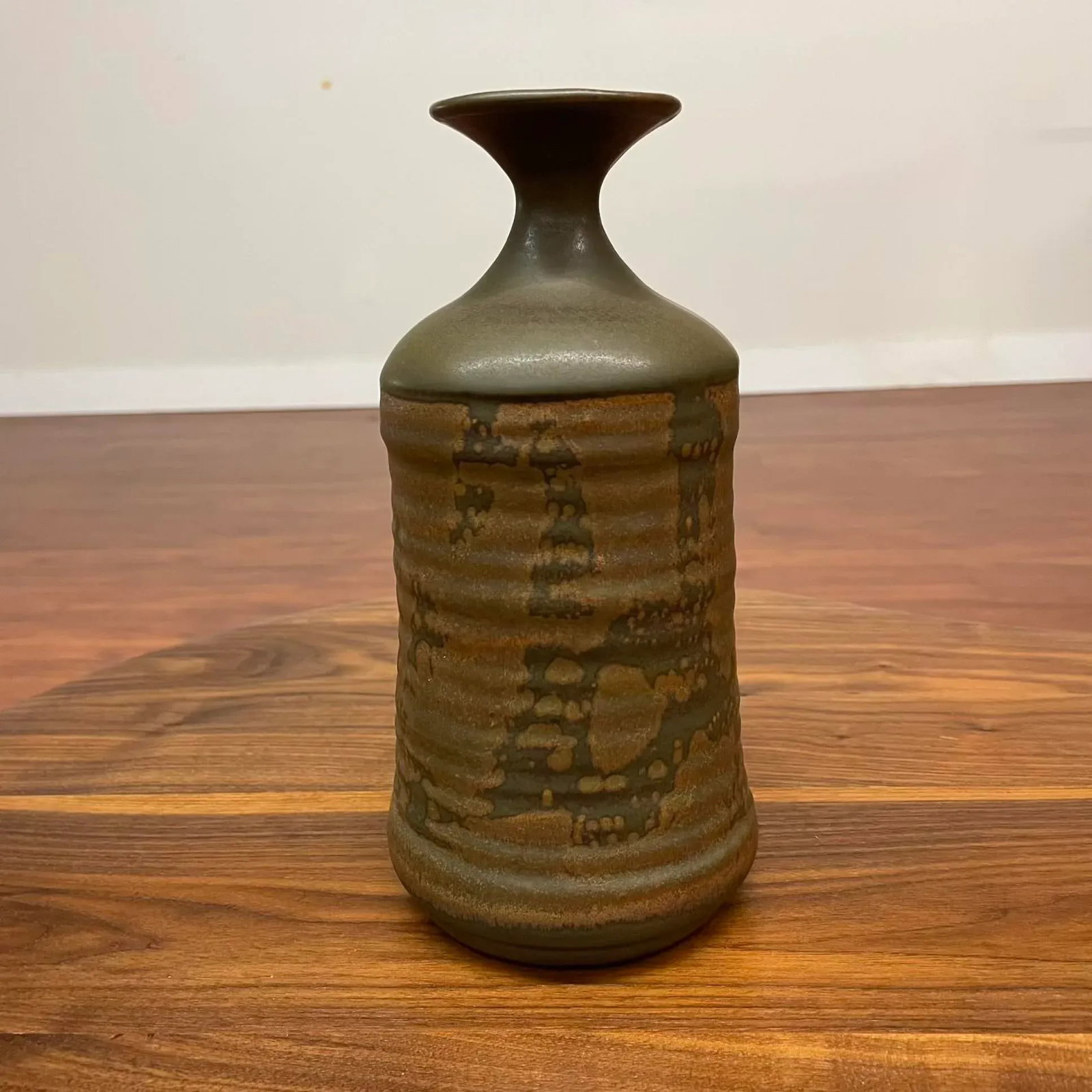 Mid-Century Studio Pottery Vase by Robert Maxwell for Designs West - 9