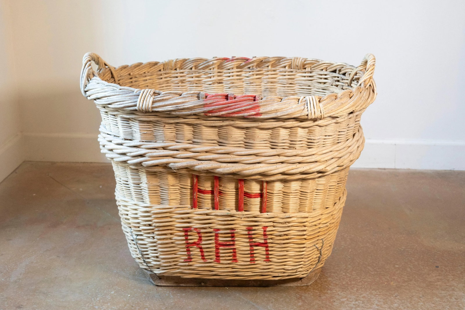 French Champagne Harvesting Basket, c. 1940s - 5