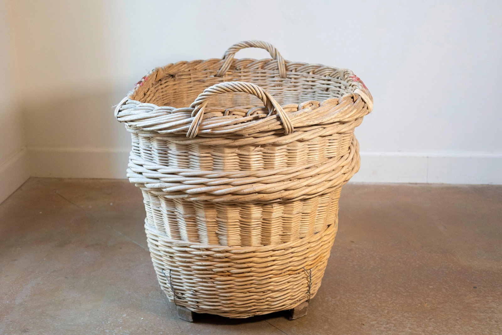 French Champagne Harvesting Basket, c. 1940s - 7