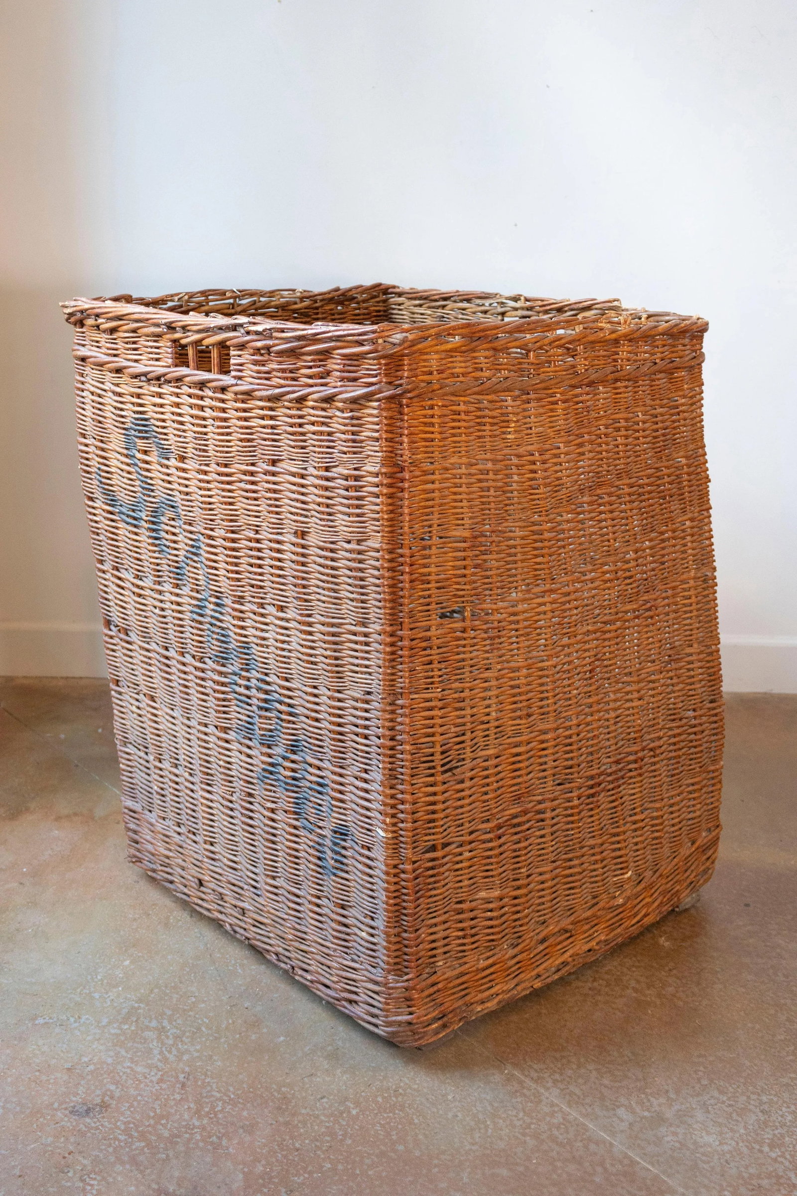 Early 20th Century English Wicker Advertising Basket – Schweppes - 3