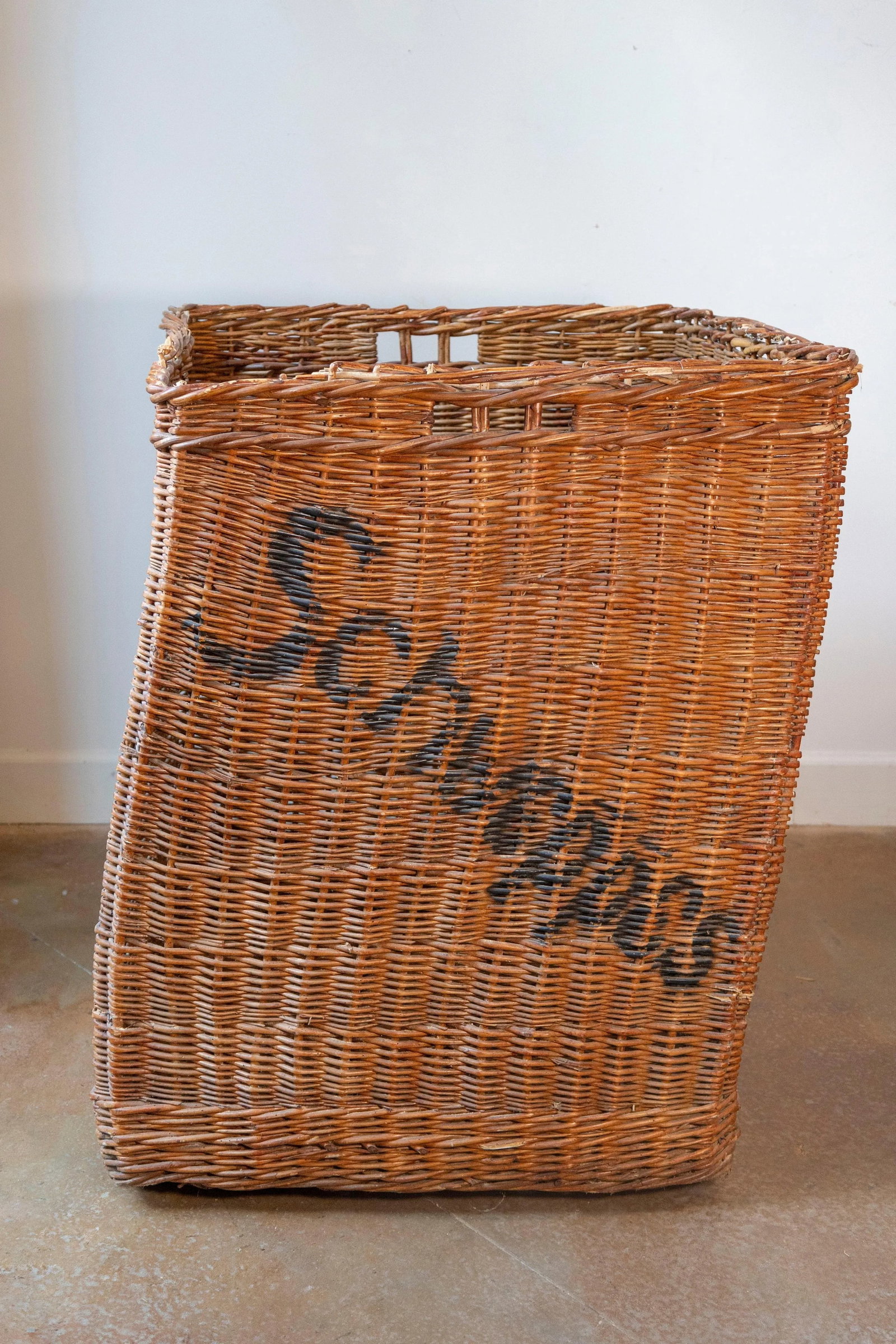 Early 20th Century English Wicker Advertising Basket – Schweppes - 5