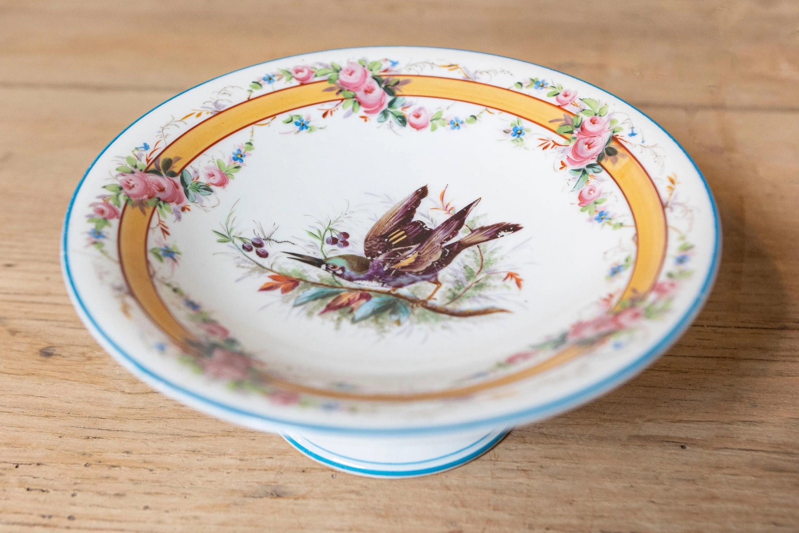 Early 20th French, Hand-Painted Porcelain Compote with Birds and Floral Motif - 6
