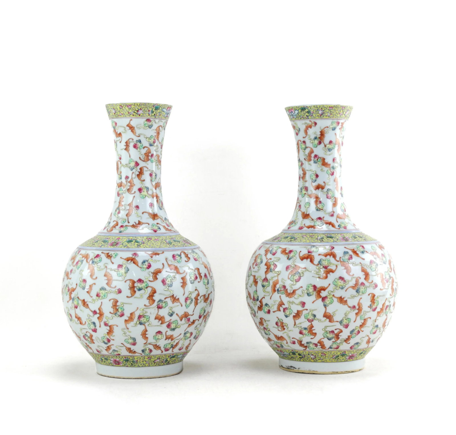 A Pair of Mid-20th-Century Chinese Famille Rose Long-Necked Vases - 9