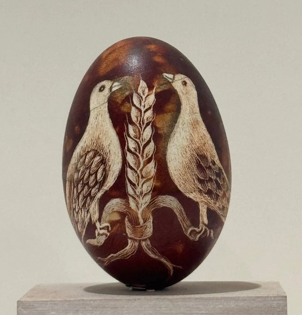 Maria Lancing 2013 Hand-Etched Egg – Two Doves & Wheat – Signed - 2