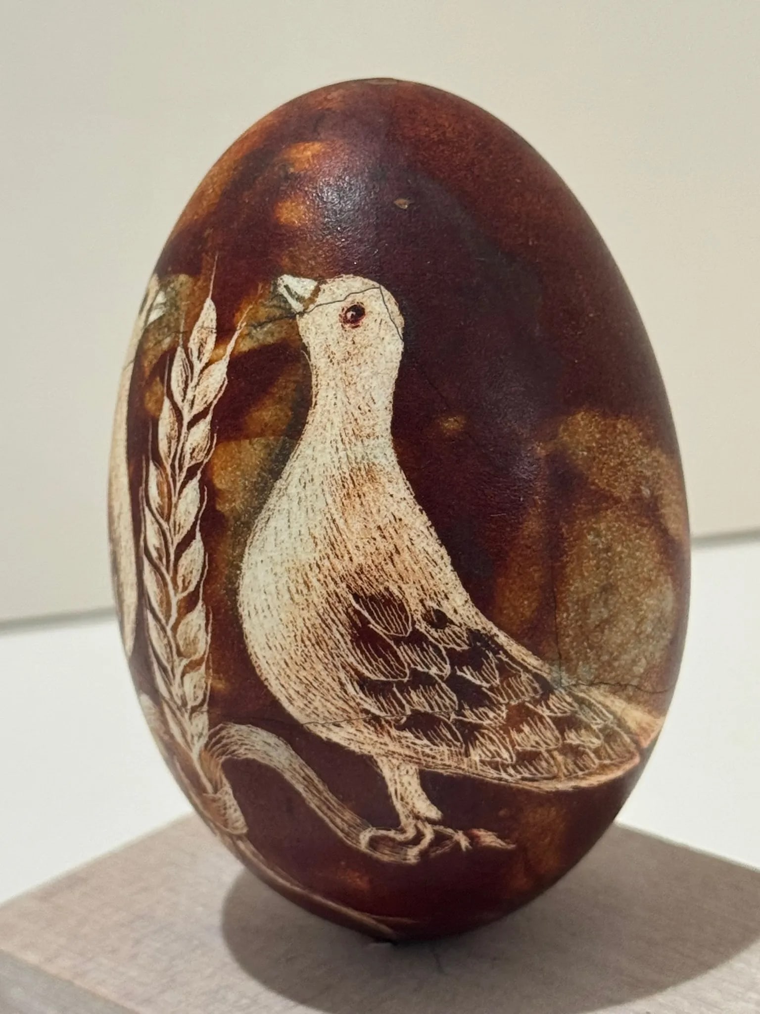 Maria Lancing 2013 Hand-Etched Egg – Two Doves & Wheat – Signed - 3