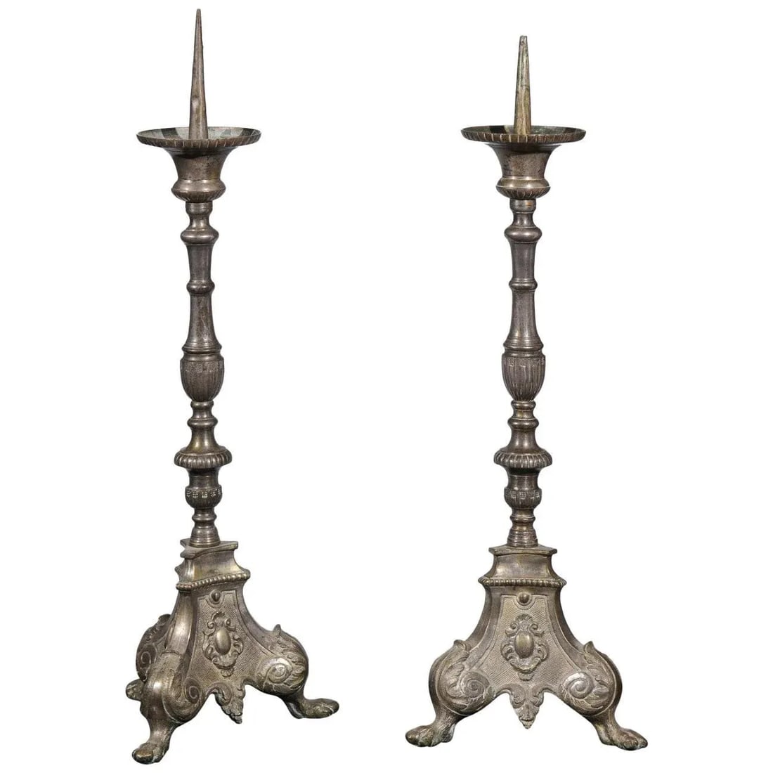 French Louis XV 18th Century Silvered Bronze Candlestick with Paw Feet - A Pair - 12