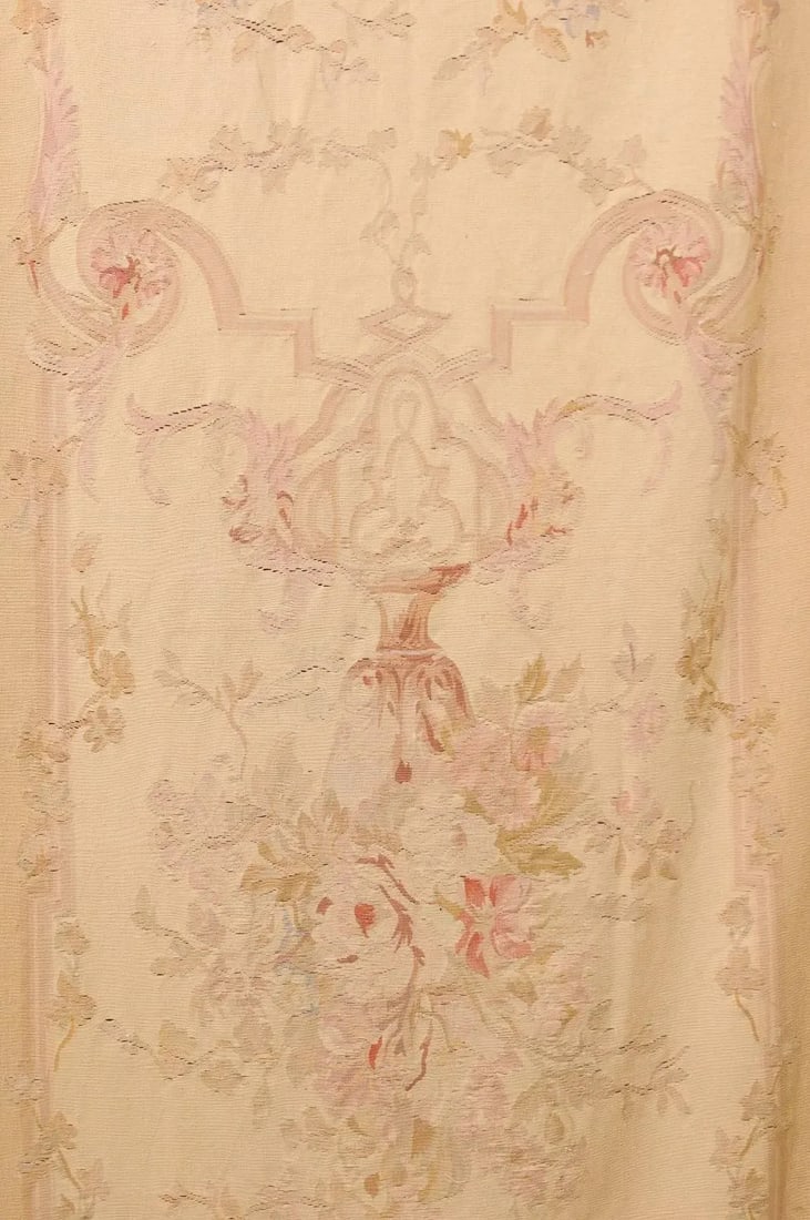 French 19th Century Vertical Hand-Woven Tapestry with Floral Décor and Volutes - 7