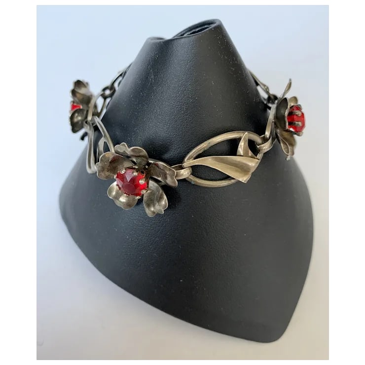 Mid 20th Century Sterling Floral Link Bracelet - 8