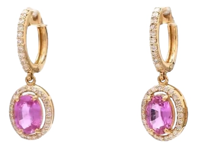 1.88 cts Natural pink sapphire and 0.44 cts diamond earrings in 18k gold: Pink sapphire oval cut diamond halo drop earring gold Natural pink sapphire diamond earrings gold Pink sapphire oval cut earrings gold GEMSTONE DETAILS : âœ¦ Gemstone : Pink Sapphire