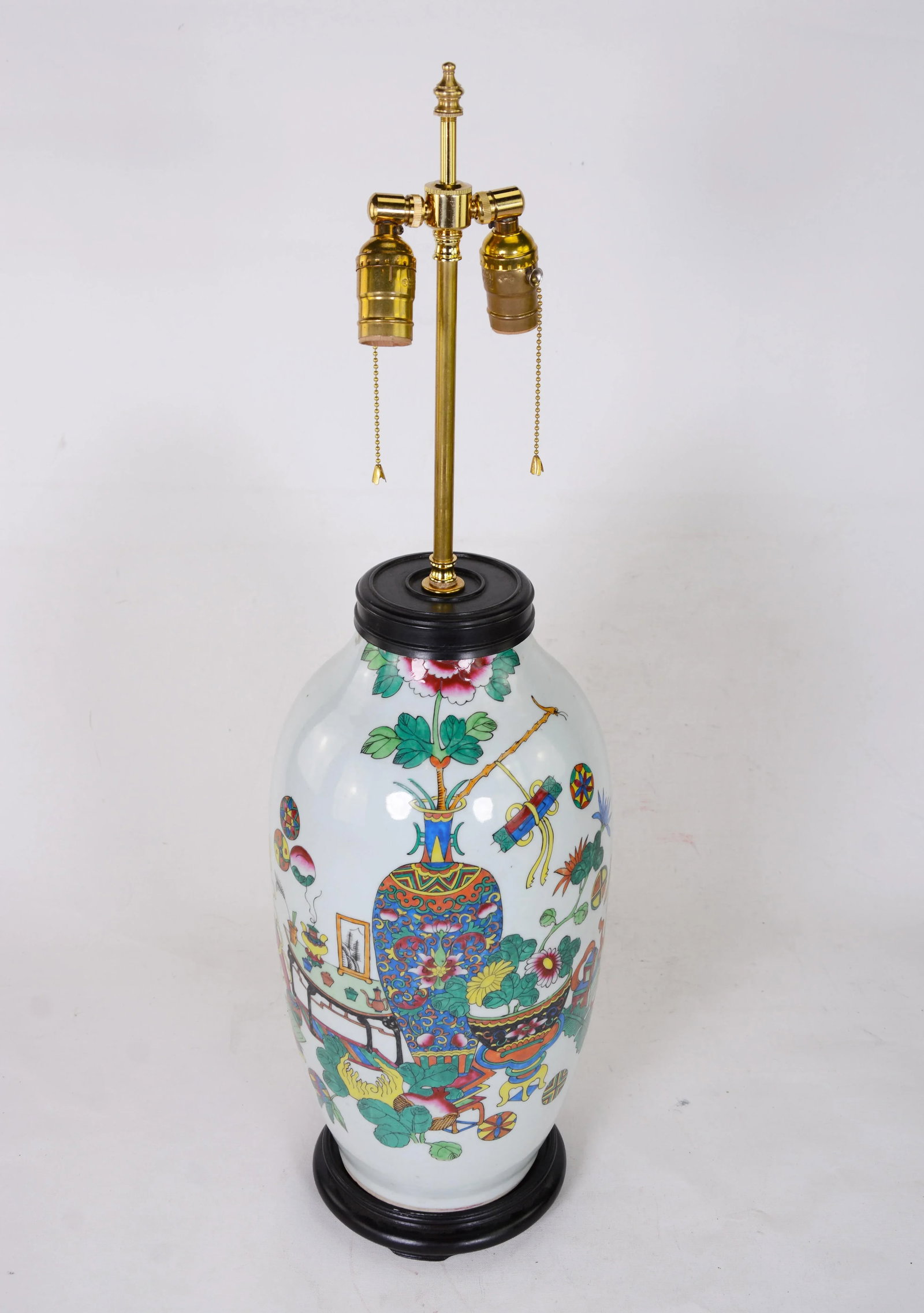 Chinese Late 18th Century Famille Rose Porcelain Vase Table Lamp - 3