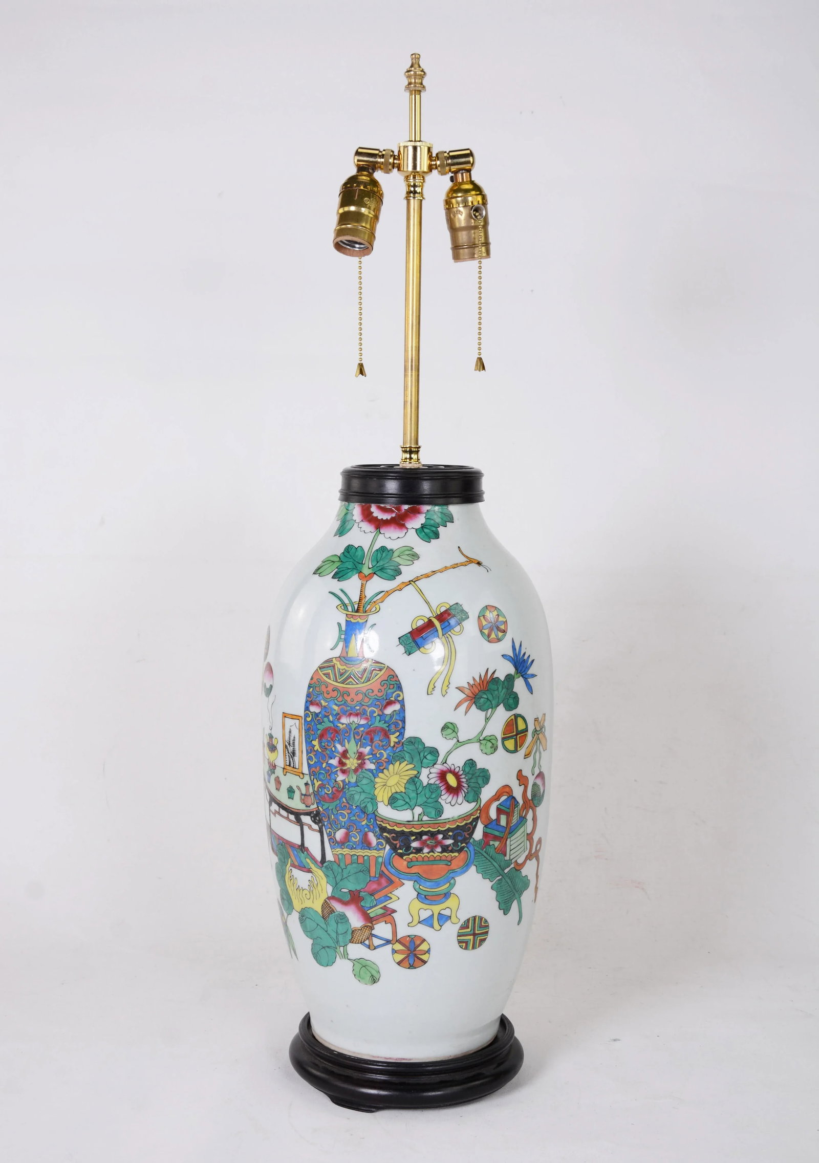 Chinese Late 18th Century Famille Rose Porcelain Vase Table Lamp - 8