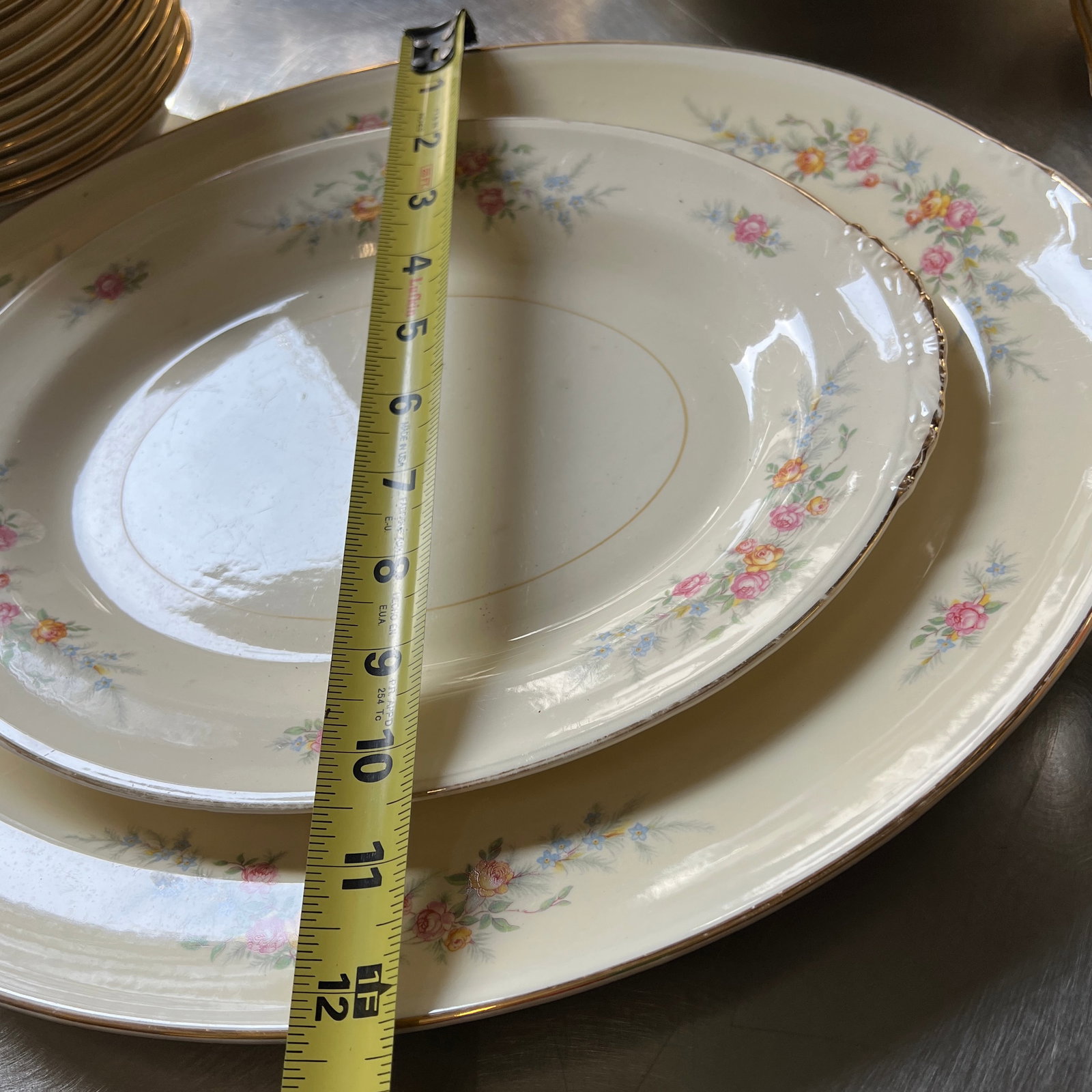 1970s Gorgeous Collection of Ceramic Eggshell Nautilus Plates and Serving Pieces- Set of 77 - 6