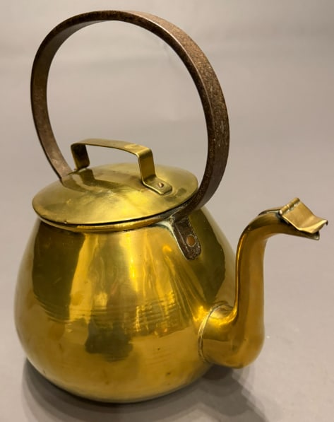 18th Century French Brass Teapot With Wrought Iron Handle, Circa 1790 - 3