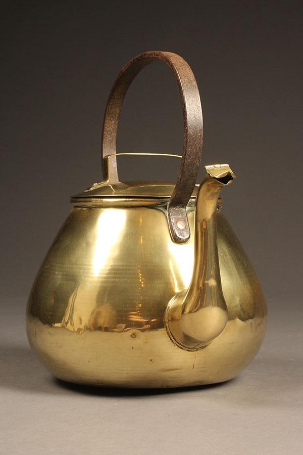 18th Century French Brass Teapot With Wrought Iron Handle, Circa 1790 - 6
