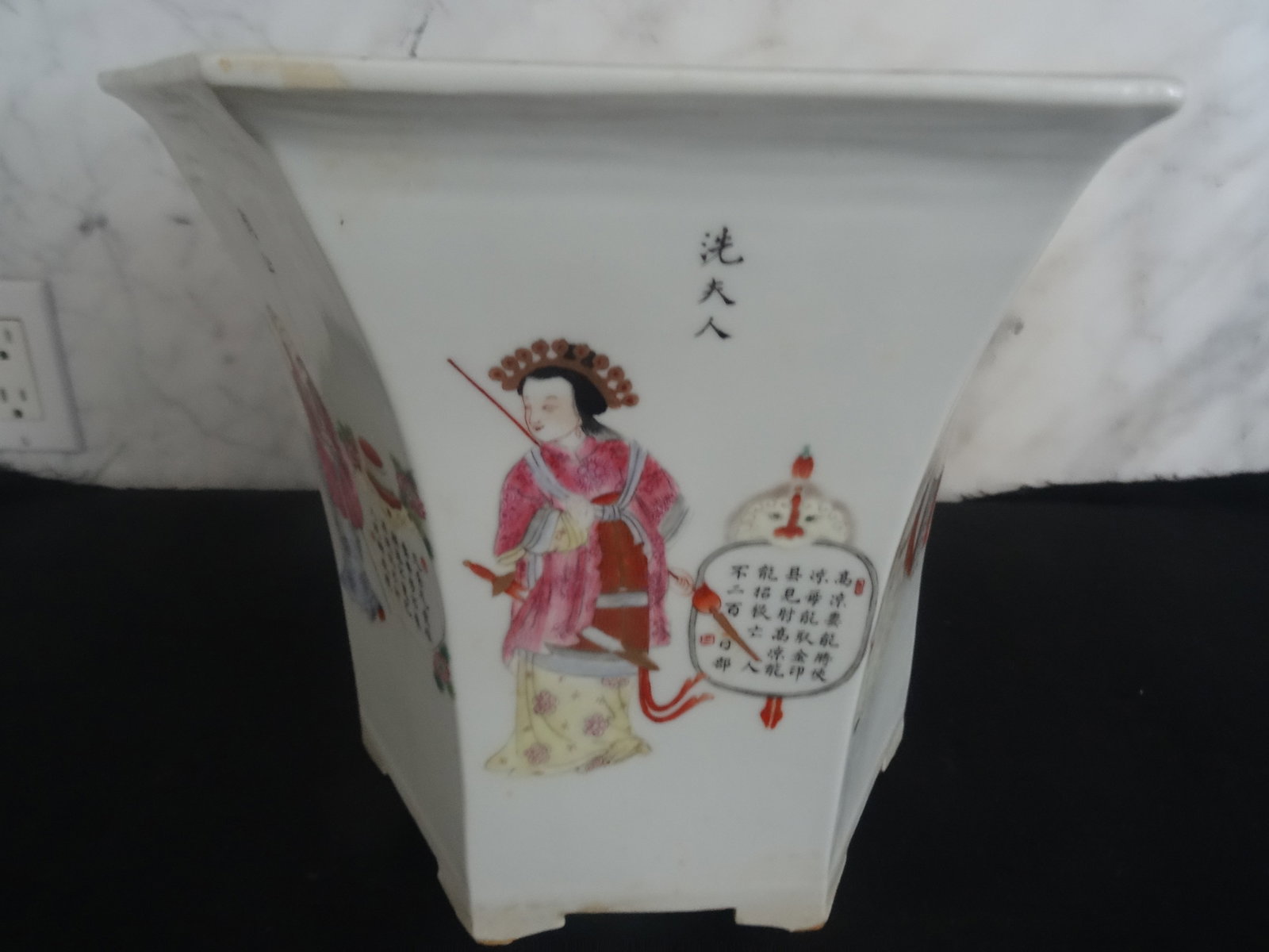 Antique Chinese Jardiniere in a Hexagon Shape - 7