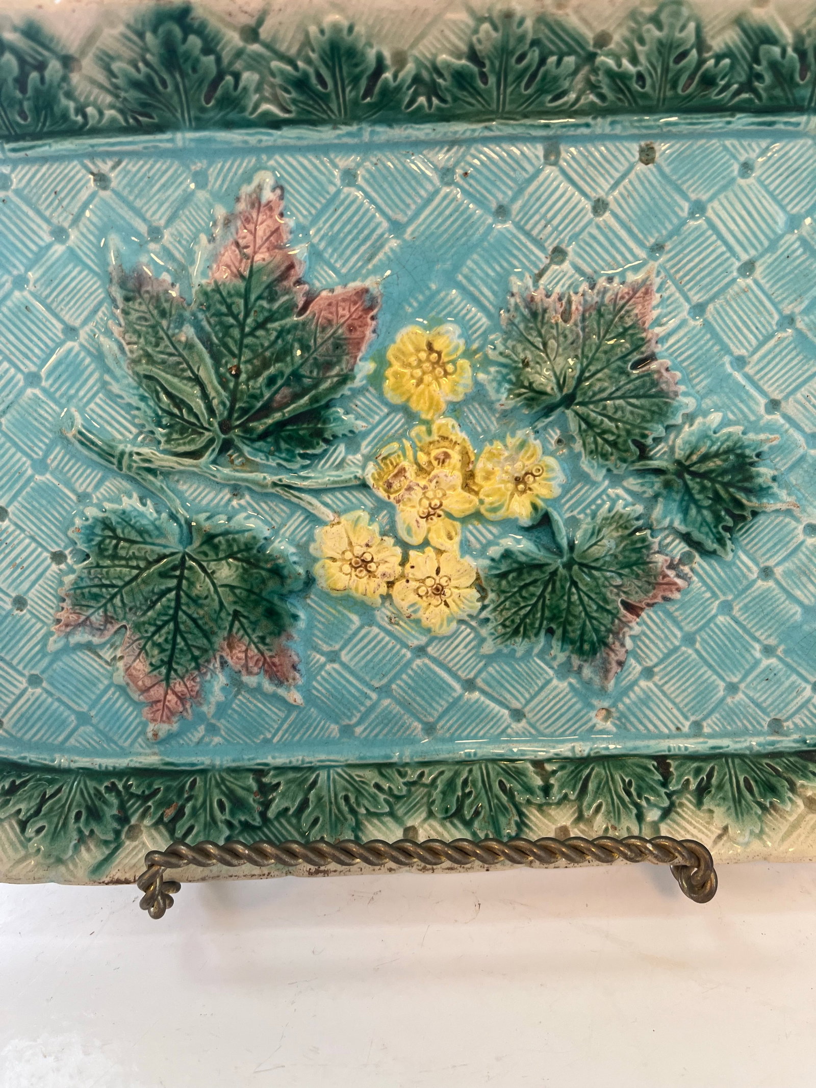 1900s Flower & Leaf Decorated Victorian Ceramic Majolica Platter - 2
