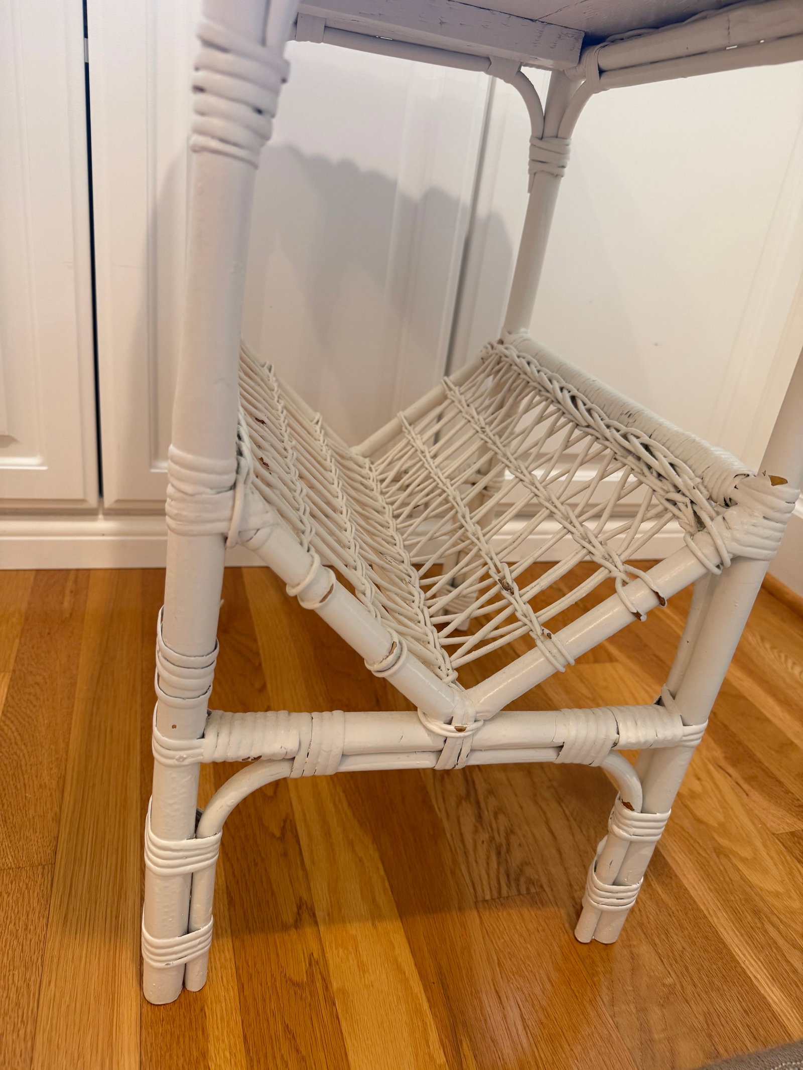 Wicker Side Table With Magazine Rack - 4