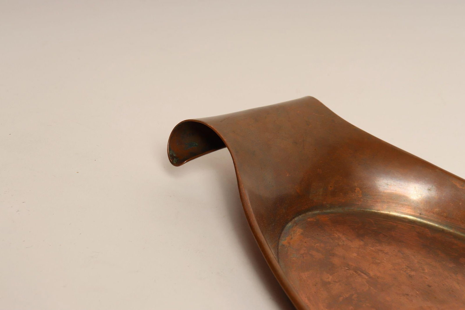 Sculptural Arts and Crafts Copper Gondola Oval Tray Attributed to w.a.s. Benson - 12
