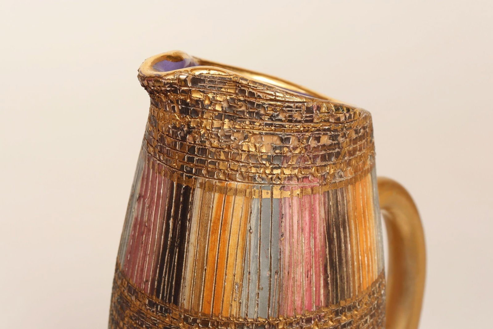 Vintage Italian Modernist Gilt Ceramic "Seta" Pitcher by Aldo Londi for Bitossi - 10