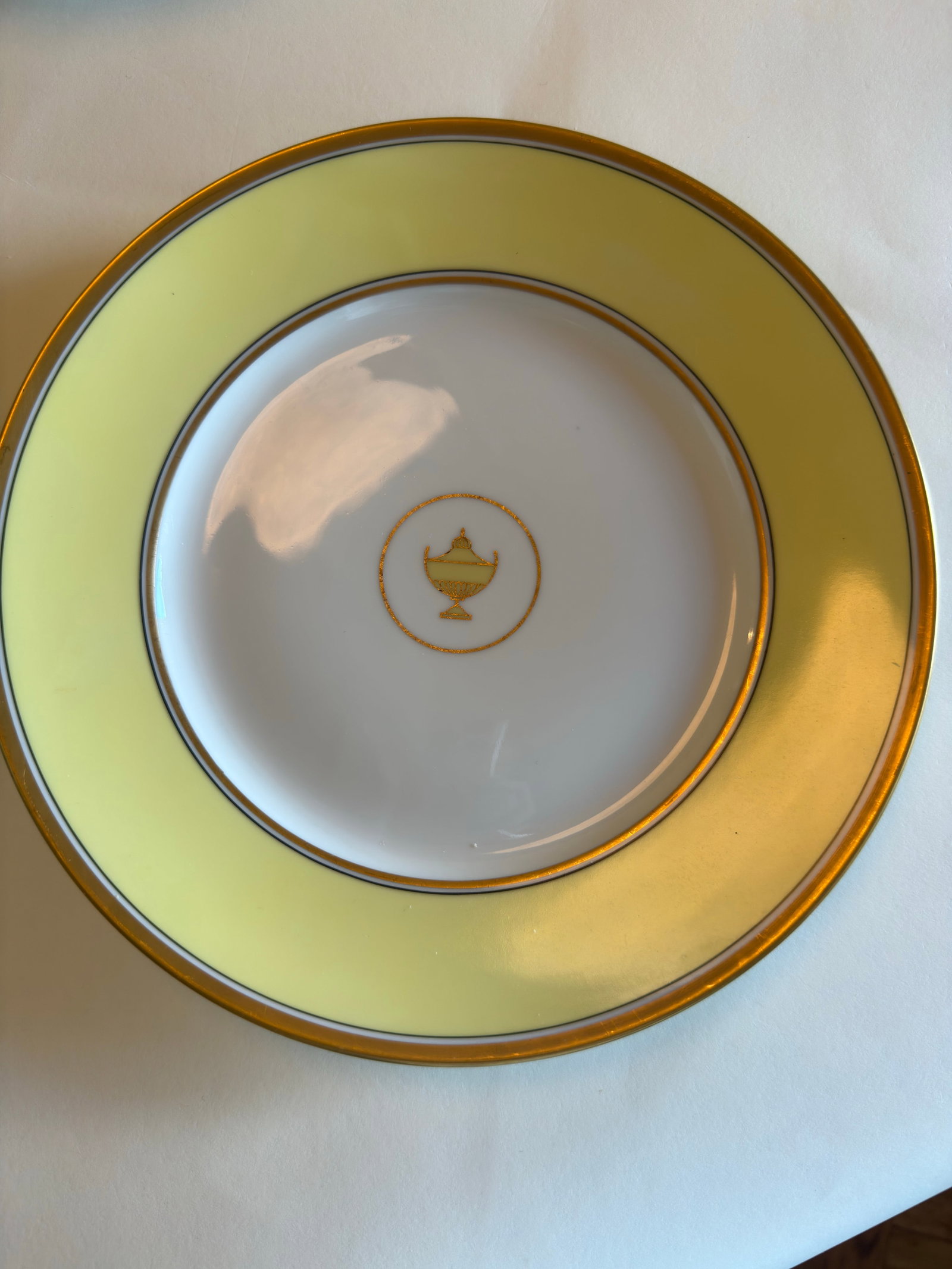 Richard Ginori "Impero Yellow" Porcelain Dinner Service for 9 "” Neoclassical, Italy (46 - 3