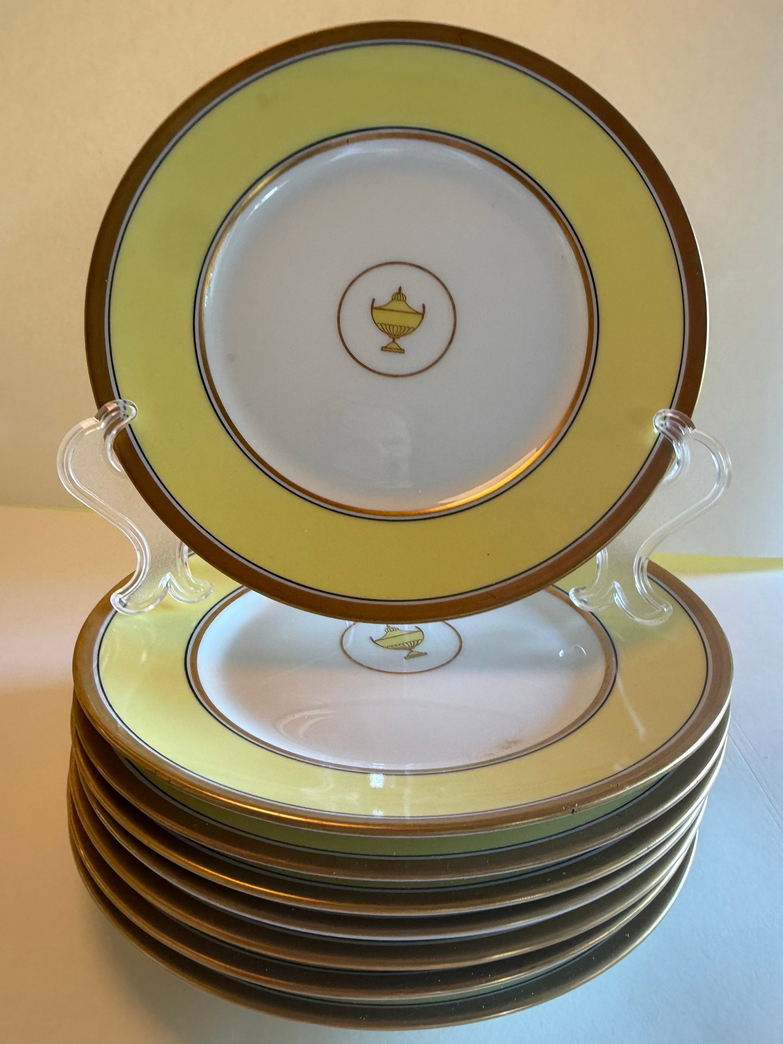 Richard Ginori "Impero Yellow" Porcelain Dinner Service for 9 "” Neoclassical, Italy (46 - 5