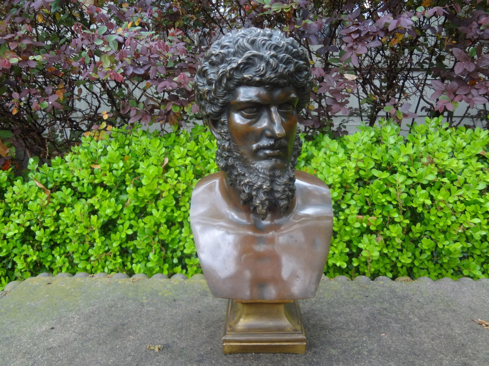 19th Century French Bronze Bust Sculpture of Emperor Lucius Varus - 2
