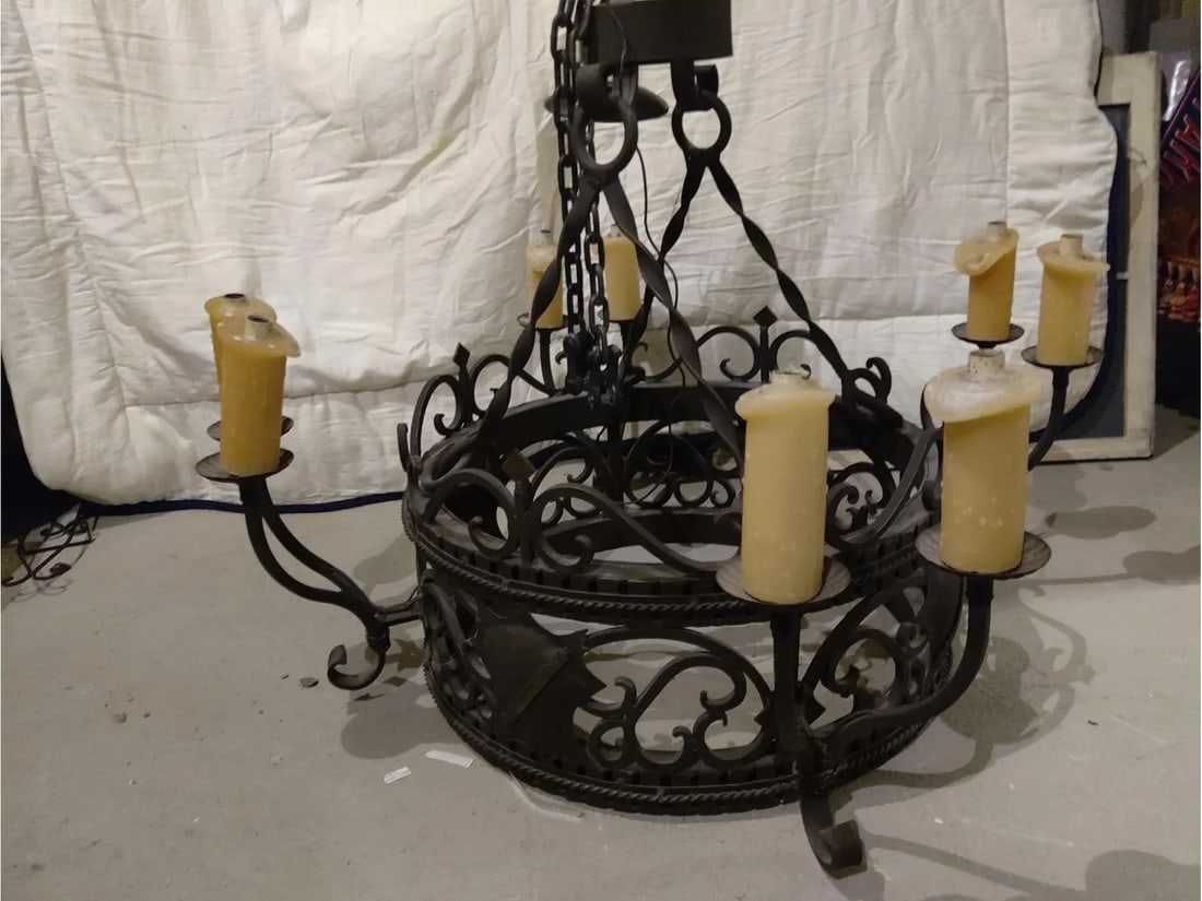 1940s Gothic Medieval Wrought Iron Eight Candle Chandelier - 4