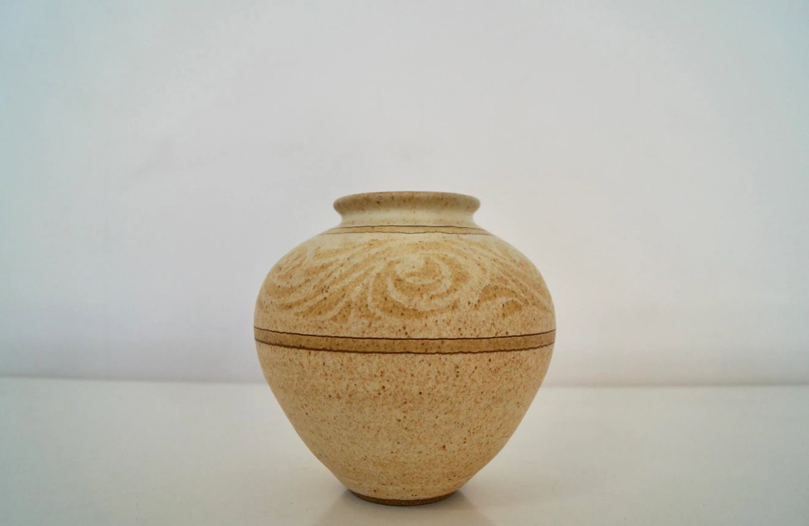 1960's Mid-Century Modern California Pottery Vase - 4