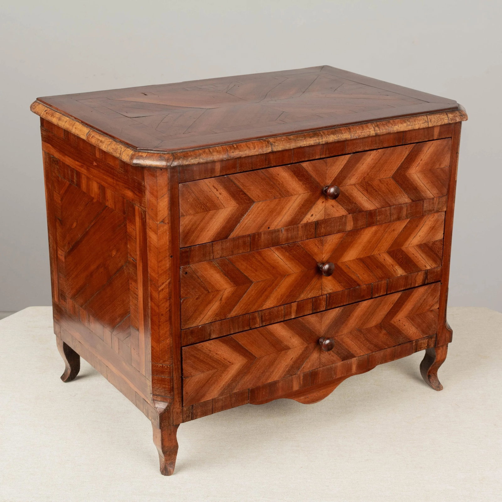 19th Century French Marquetry Jewelry Chest - 10