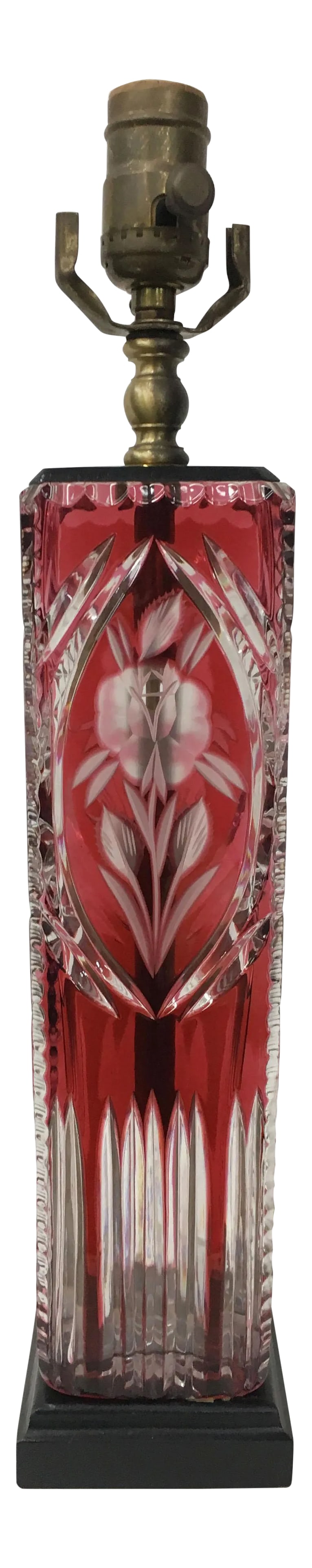 1980s Red Crystal Square Table Lamp: Red crystal cutting work square table lamp. Design with floral leave etc. all over.The color is so harmony and you can put in any room. Condition: Alterations: Original Condition Unaltered